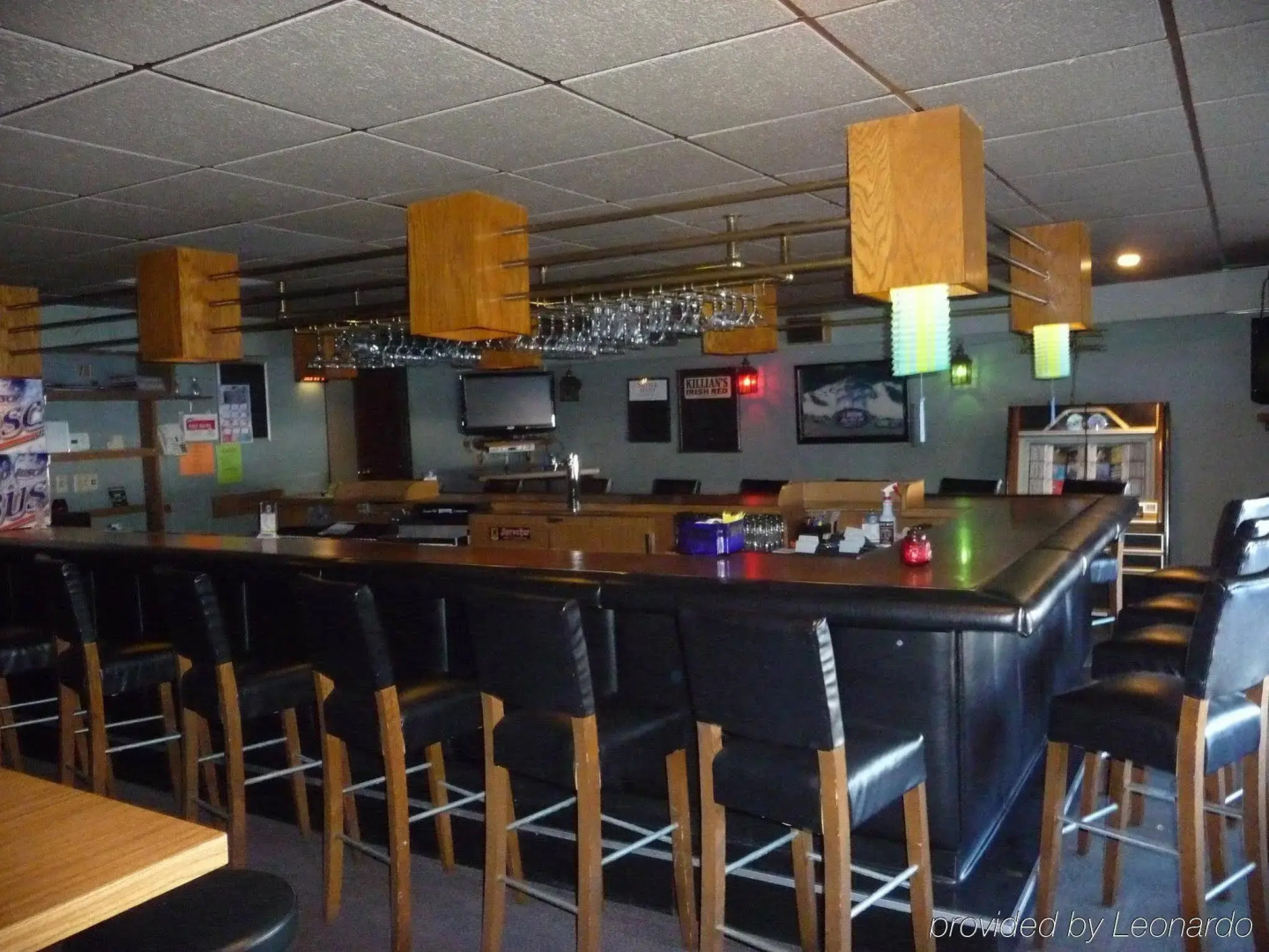 Shawano Four Seasons Hotel