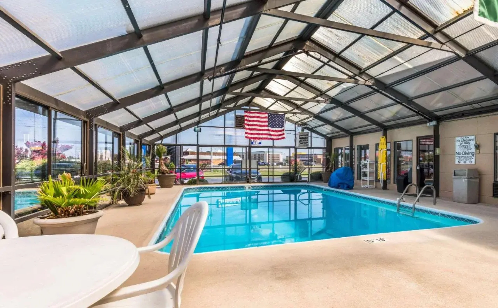 Quality Suites Paducah I-24