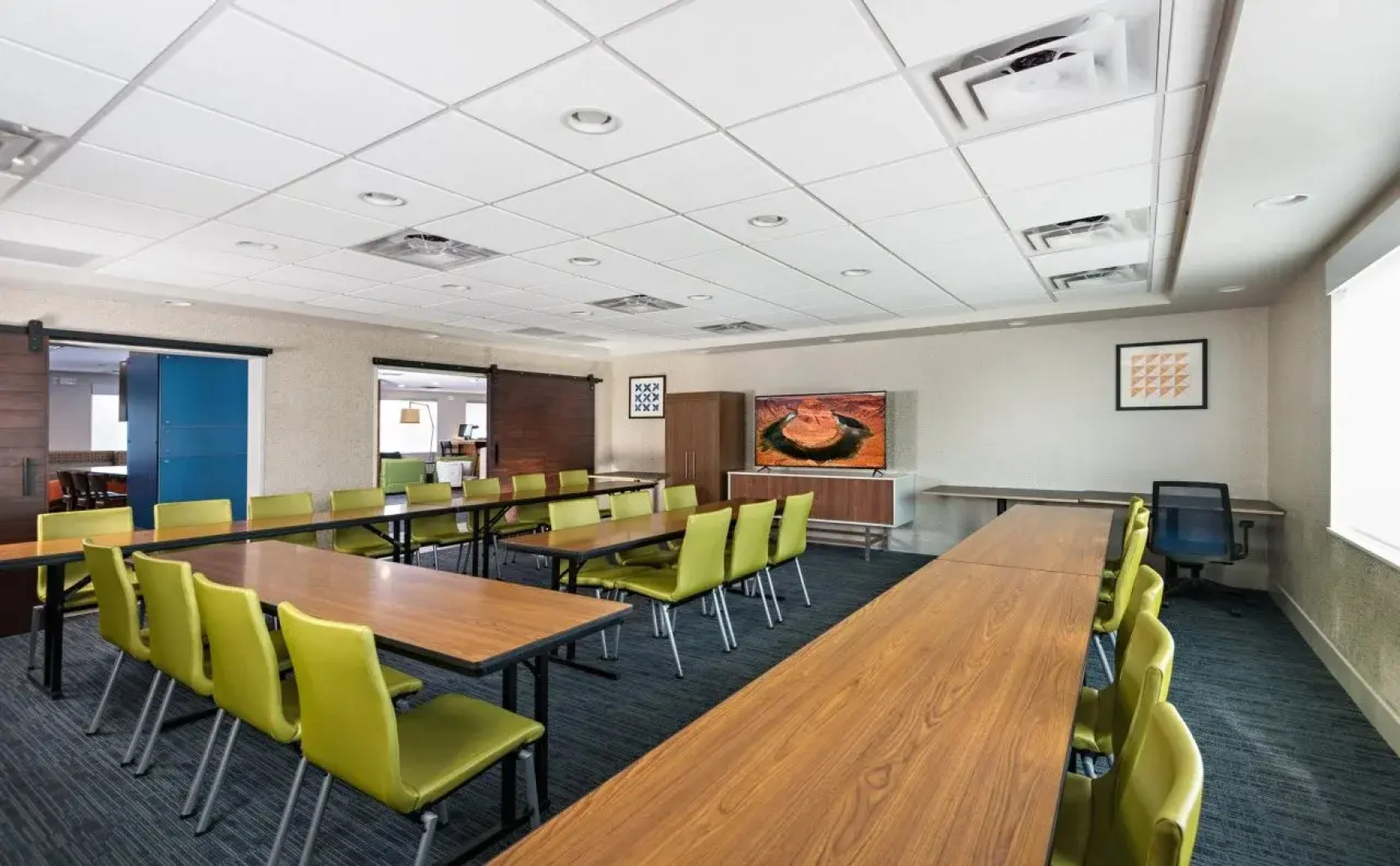 Holiday Inn Express Hotel & Suites PEORIA NORTH - GLENDALE by IHG