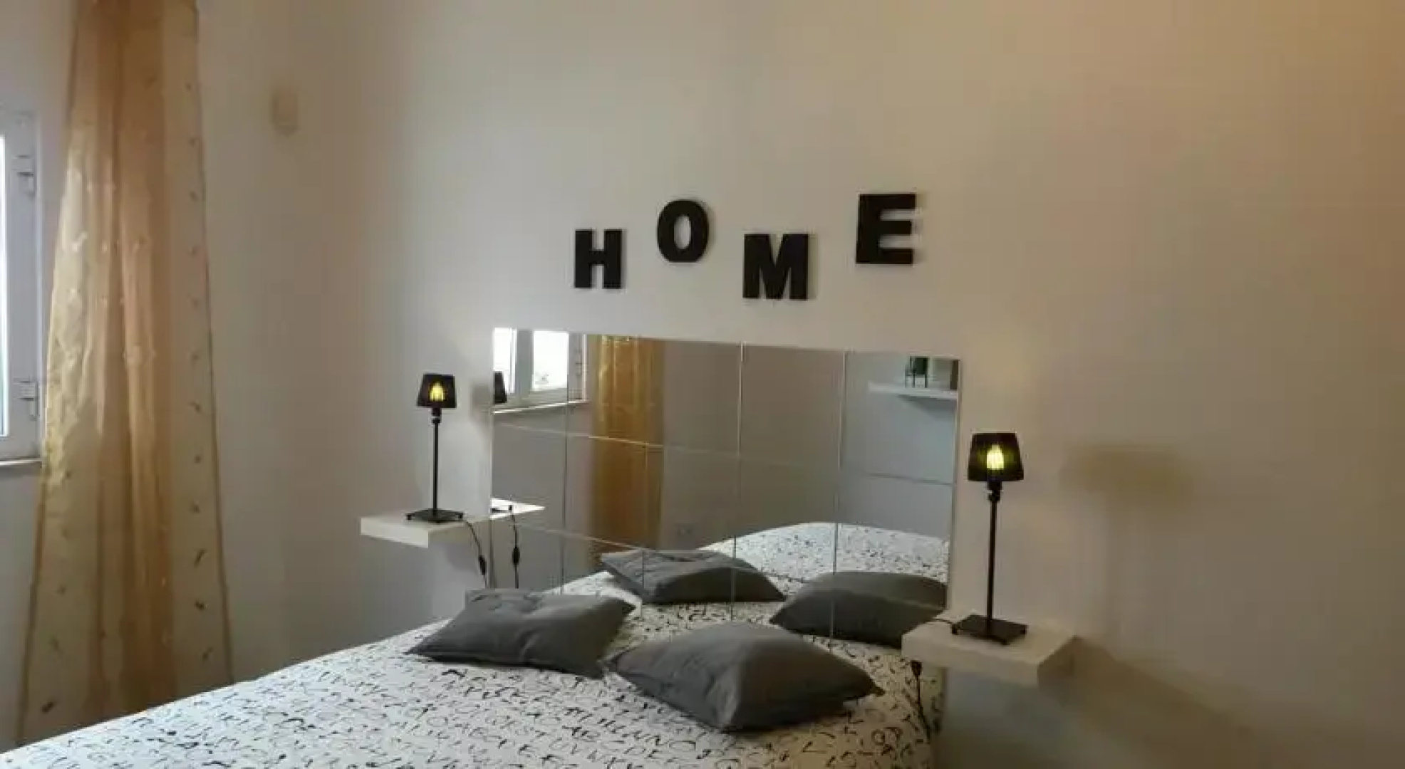 Family Villa 5 Minutes from the Beach
