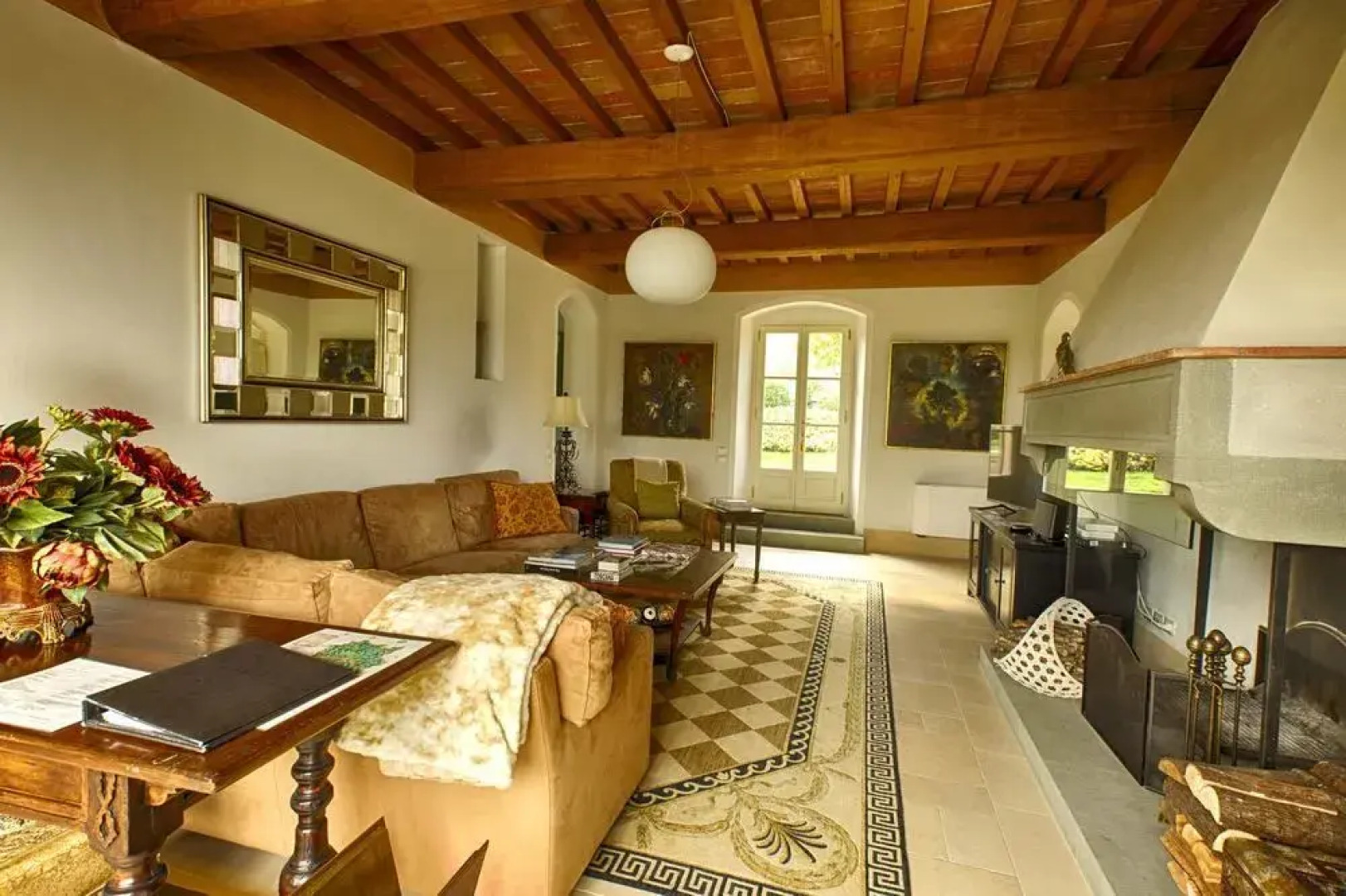 Villa Oliveto - Five Bedroom Home