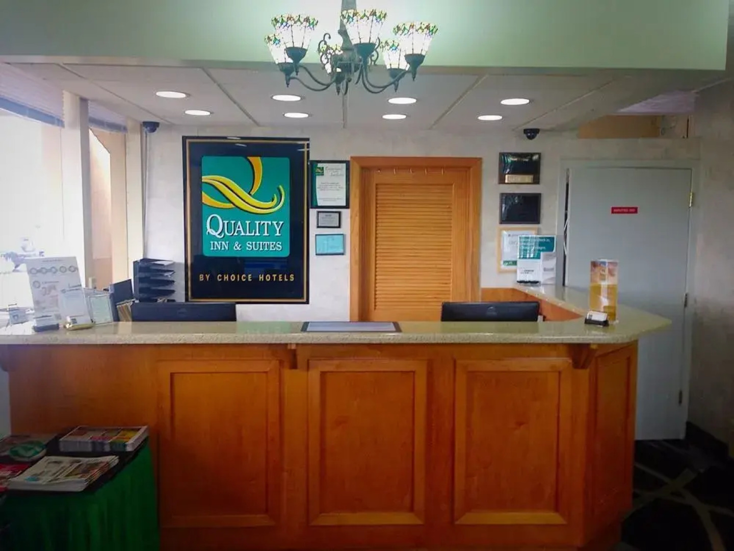 Quality Inn & Suites Metro