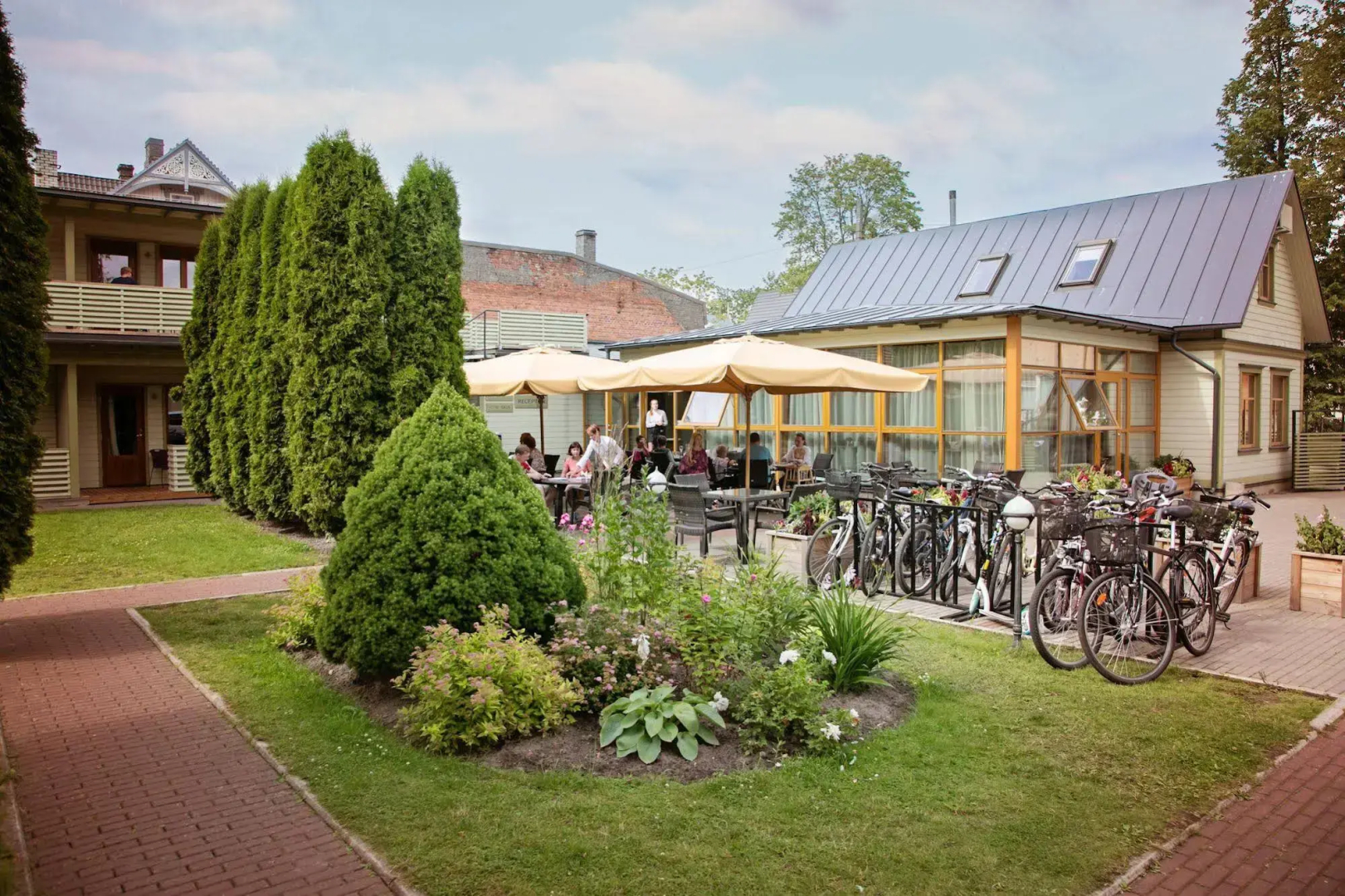Kurgo Villa Hotel & Restaurant