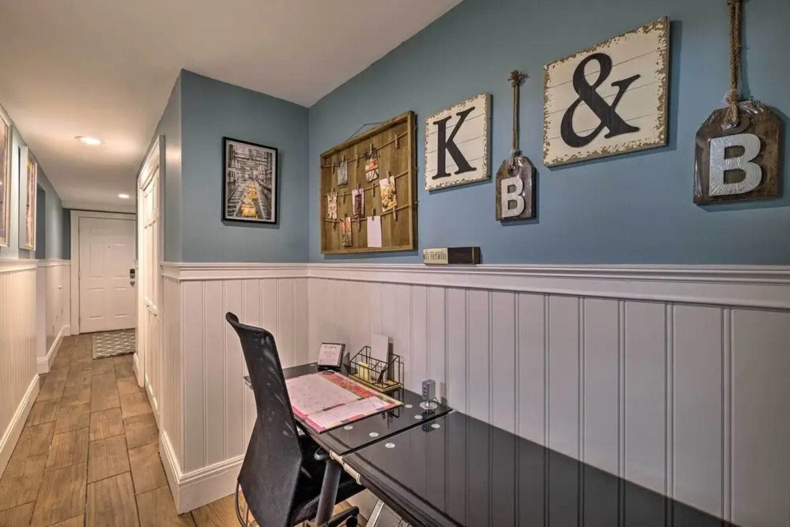 Charming Apt W/patio: Walk to Downtown Albany