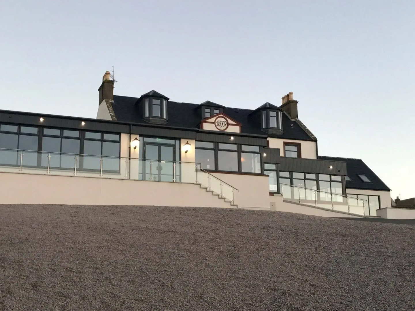 The Knowes Hotel & Restaurant