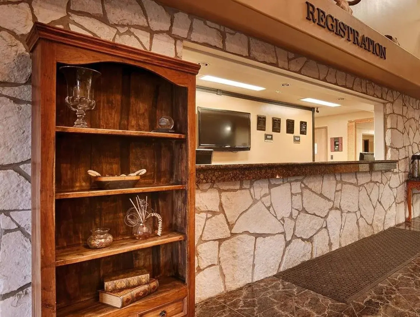 Texan Inn By OYO Beeville US-181