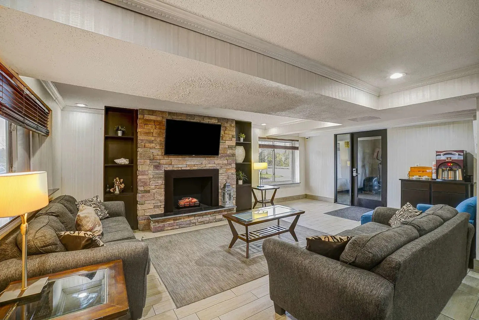 Motel 6 Lester, PA - Philadelphia Airport