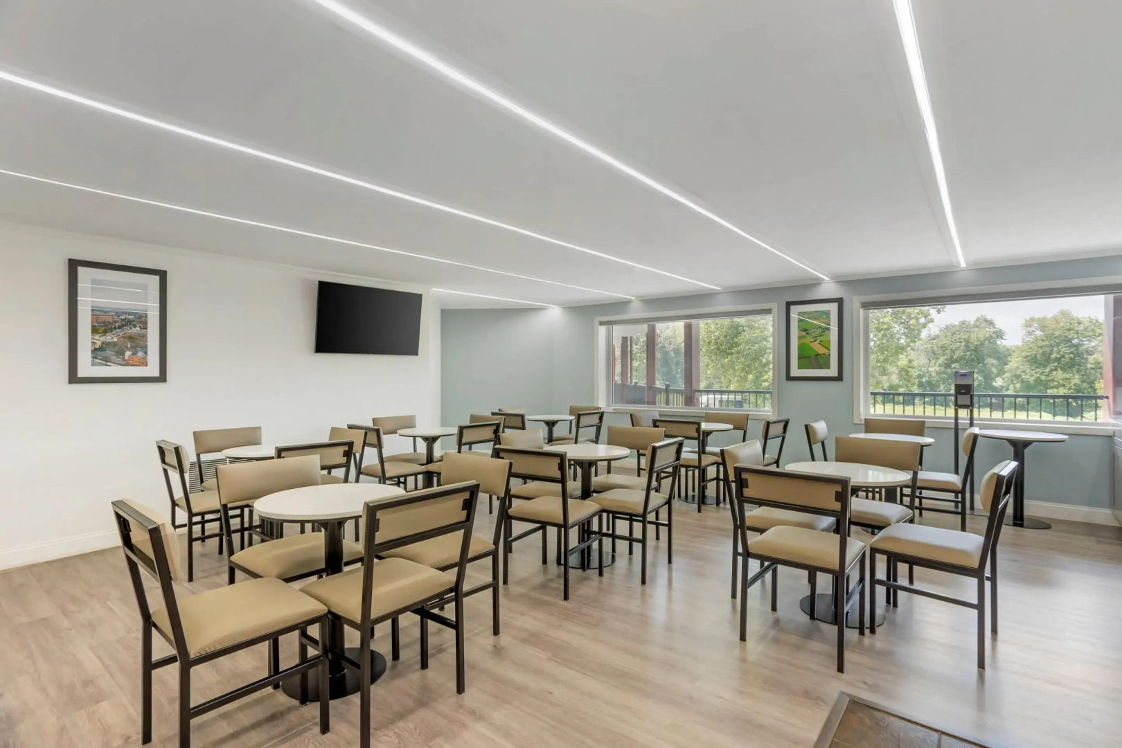 Quality Inn Smoketown - Lancaster Area