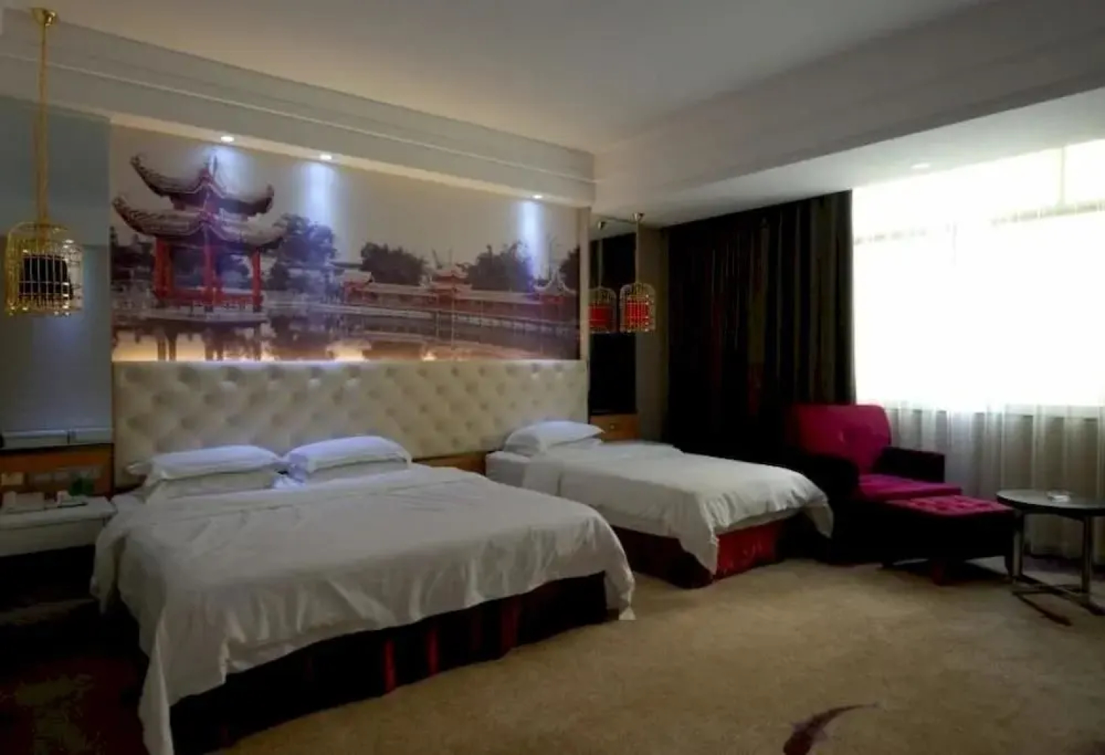 Hezhou Joy City Hotel