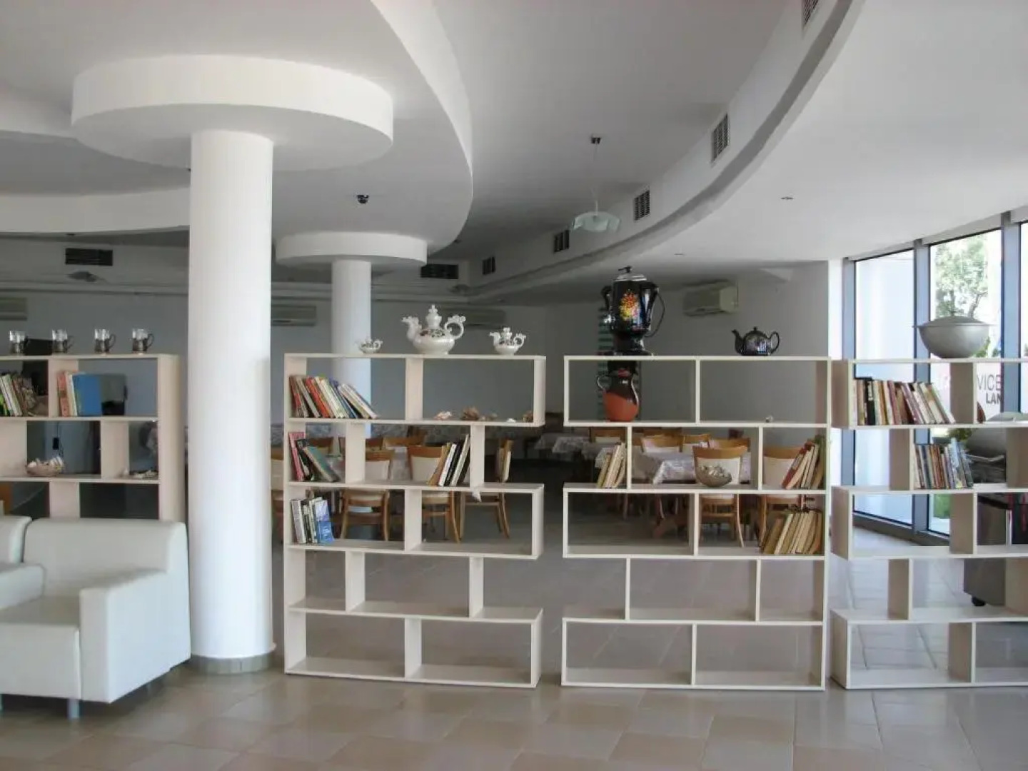 Two-Bedroom Apartment Donika