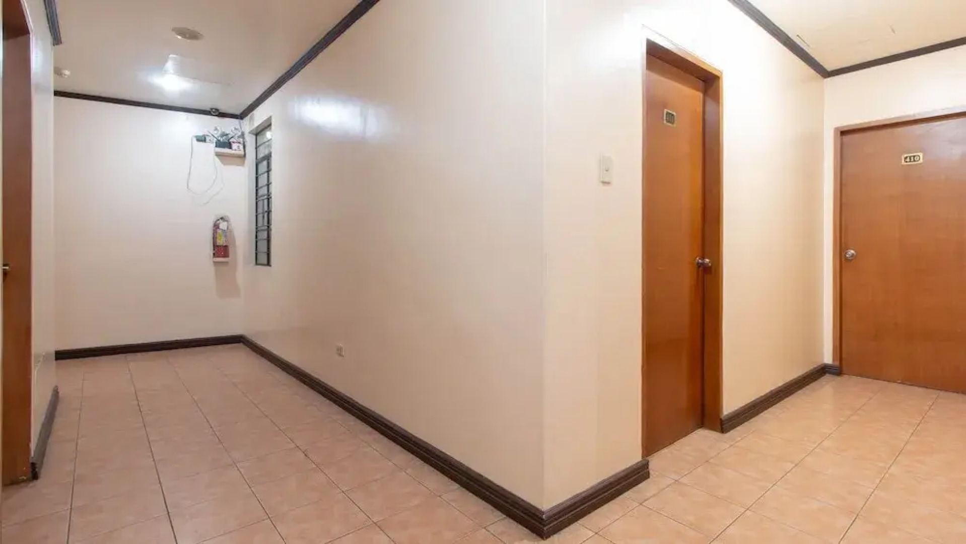 RedDoorz @ Downtown Tacloban