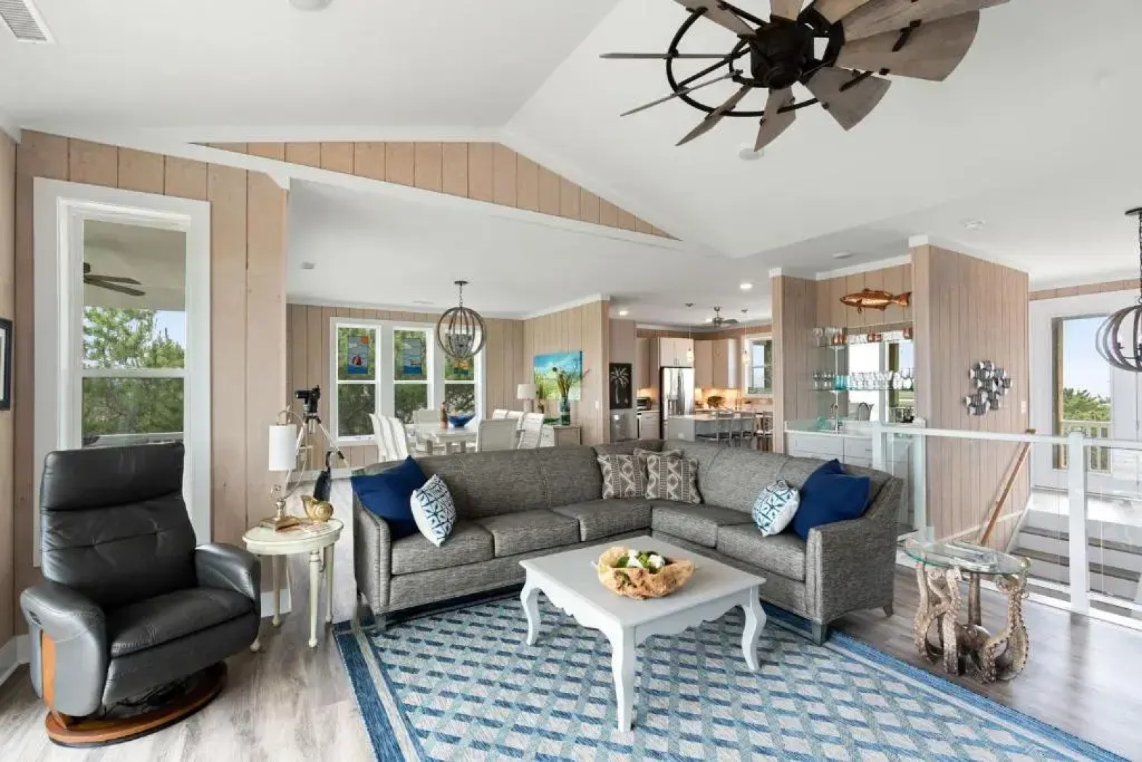 Kings Lynn Inn by Oak Island Accommodations