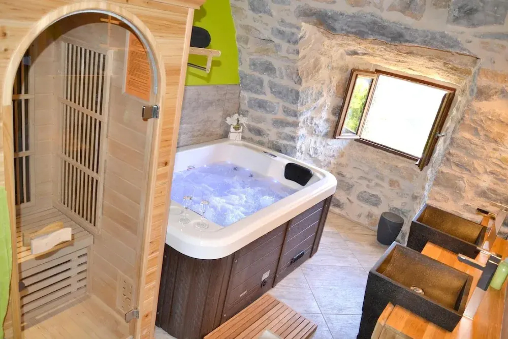 House With one Bedroom in Mostuéjouls, With Pool Access, Enclosed Gard