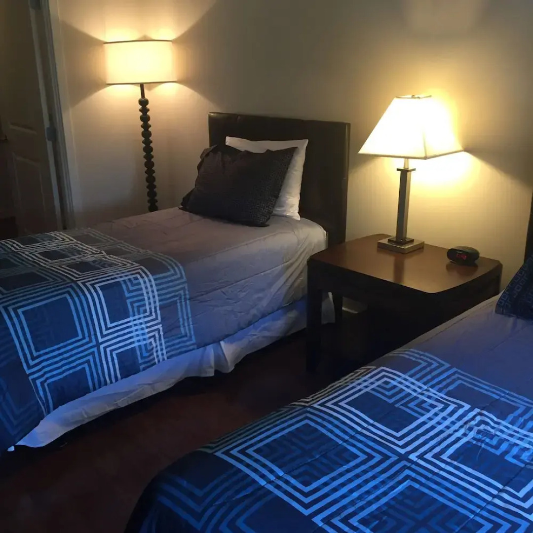 Sedona-Slate by BOQ Lodging