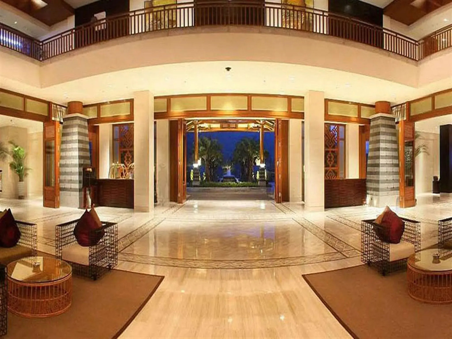 Le Meridien Shimei Bay Beach Resort & Spa