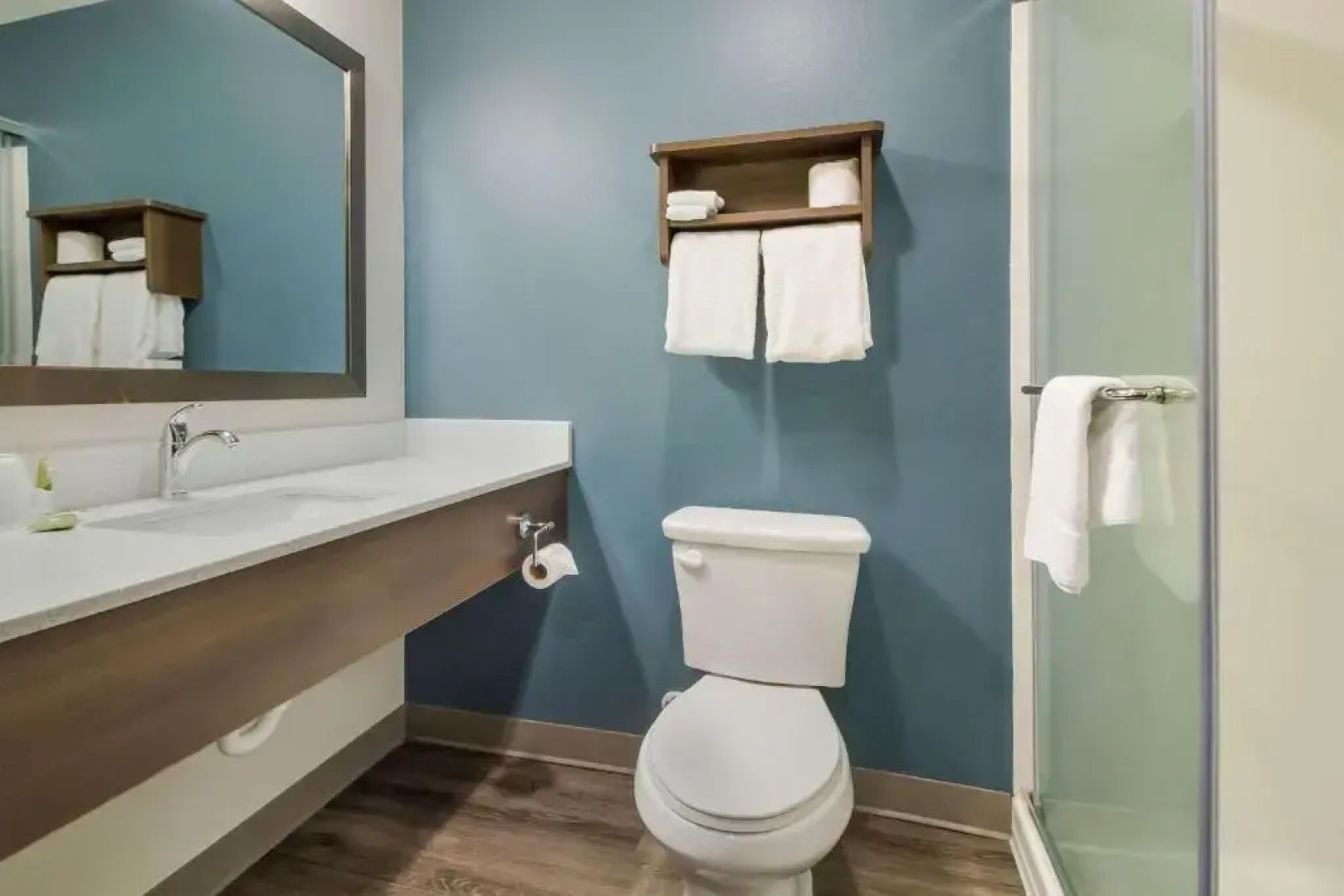 Woodspring Suites Lake Jackson