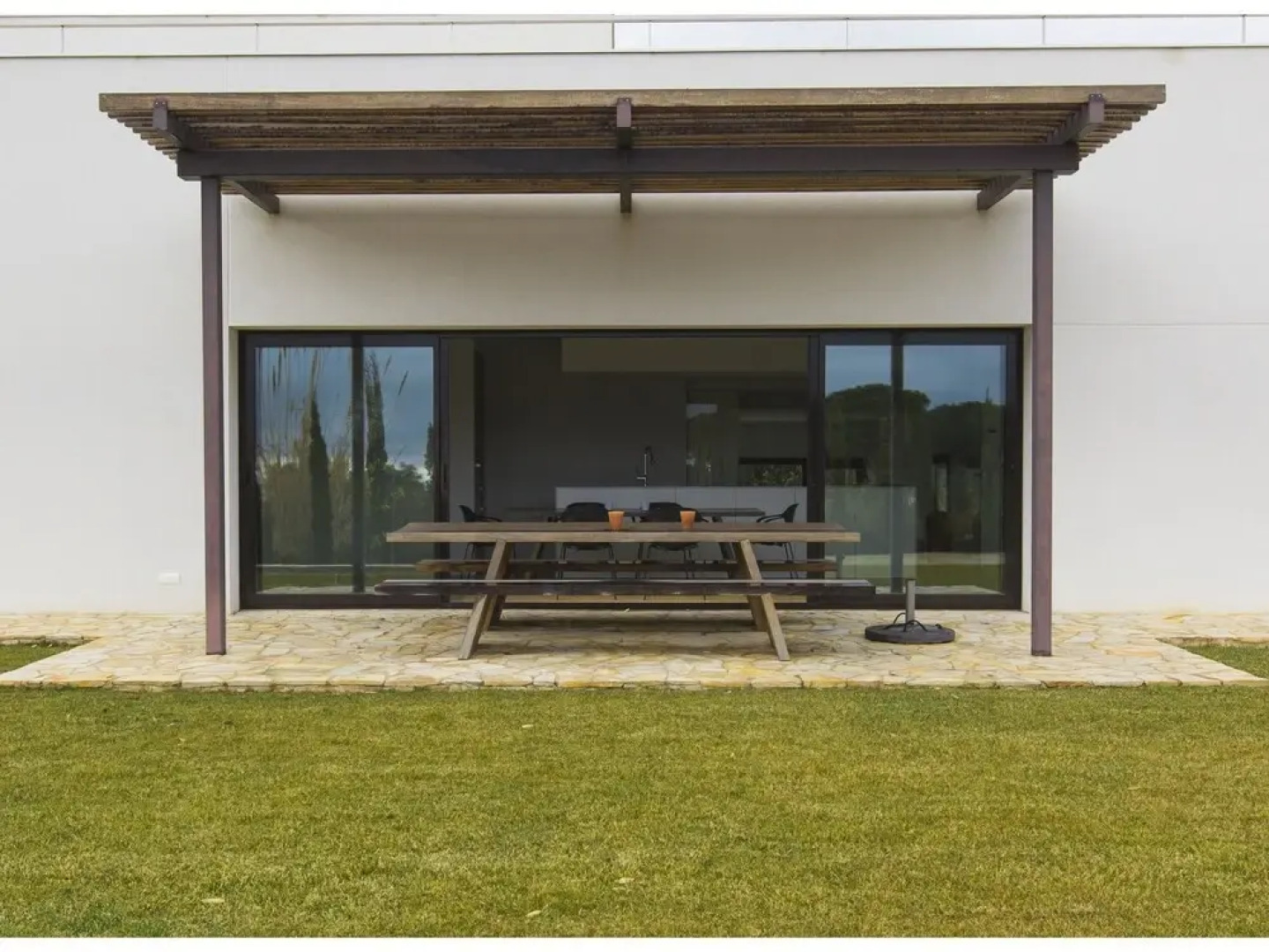 Modern Holiday Home in Sant Andreu de Llavaneres with Swimming Pool