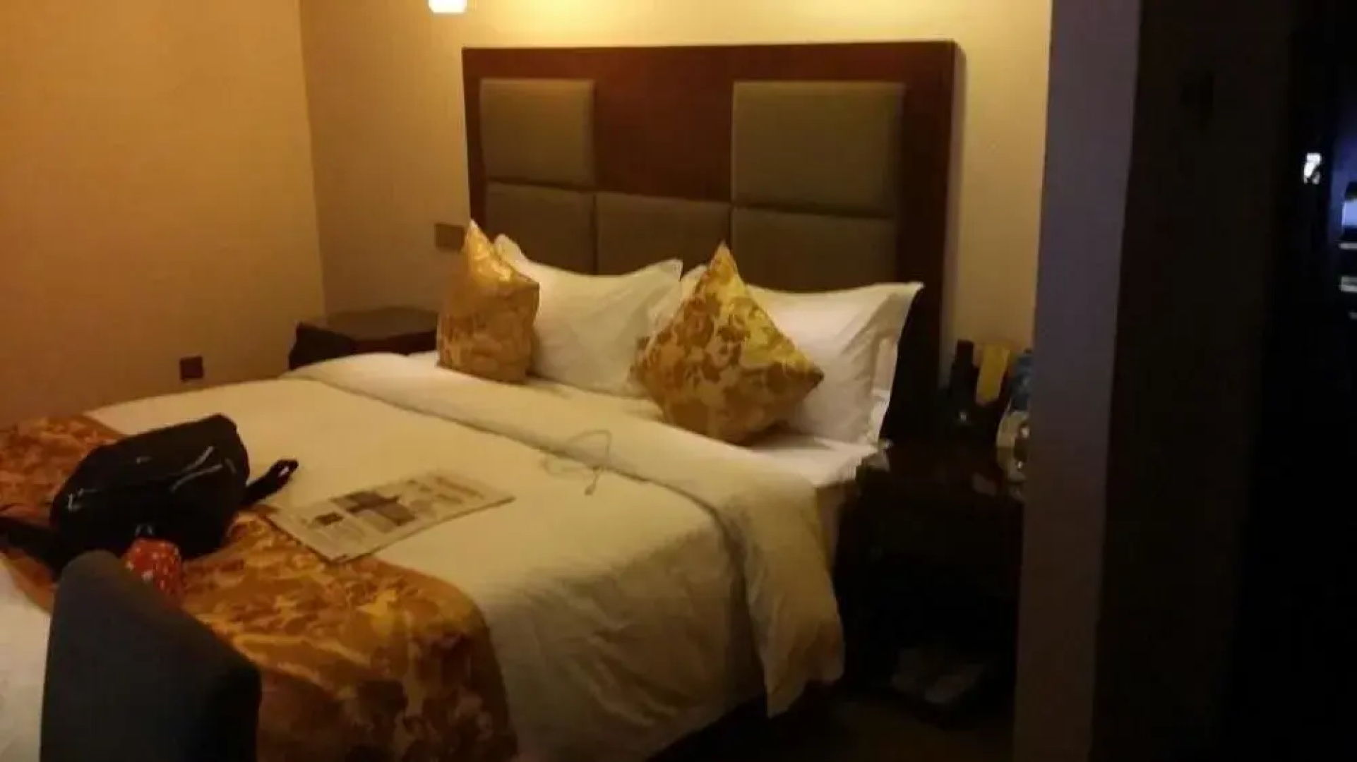 Vienna Hotel (Guiyang Fountain Subway Station Yangmingci Subway Station)