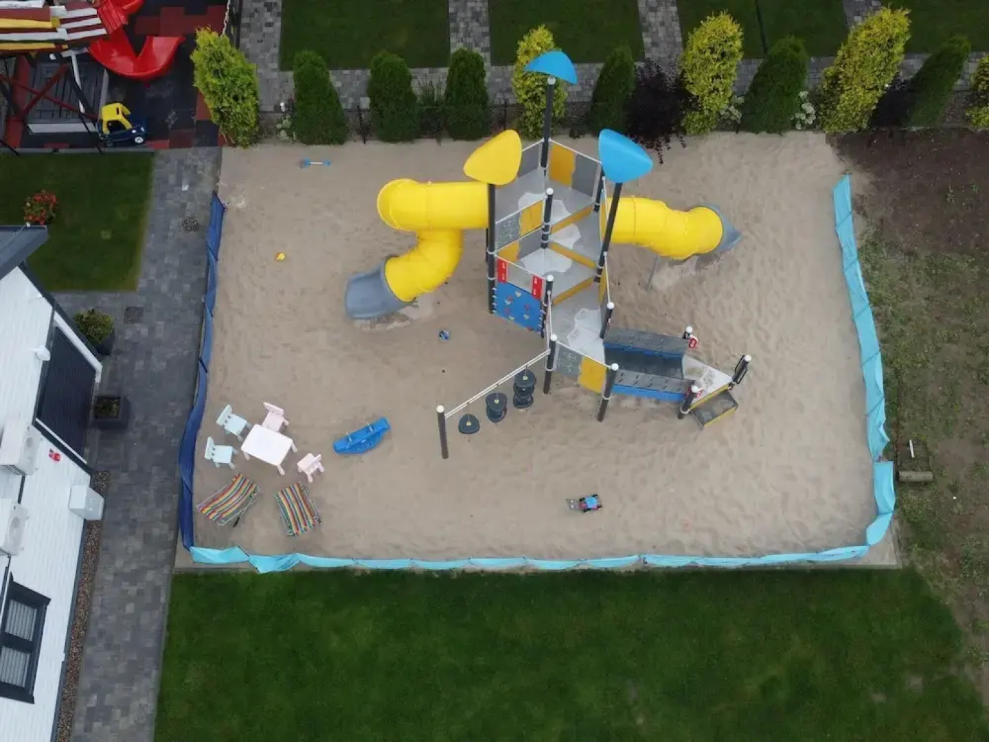 Cottage in Sianozety Near the Beach