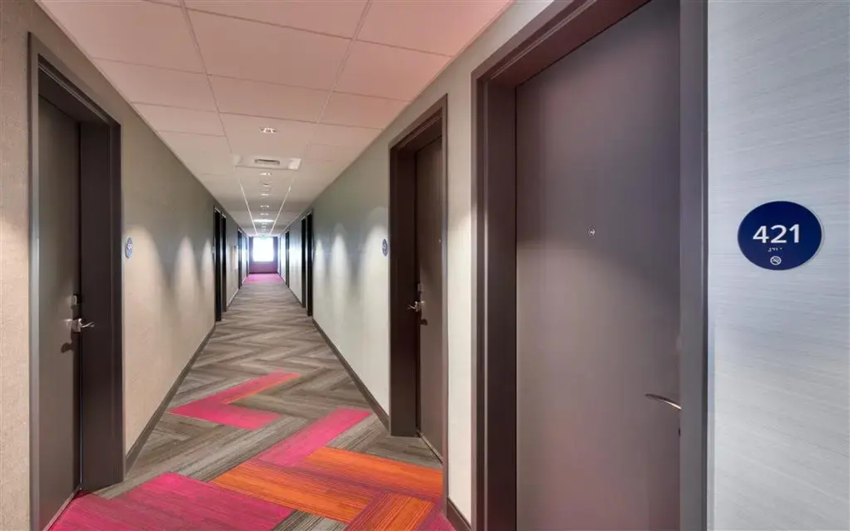 Tru By Hilton Clearfield Hill Air Force Base, UT