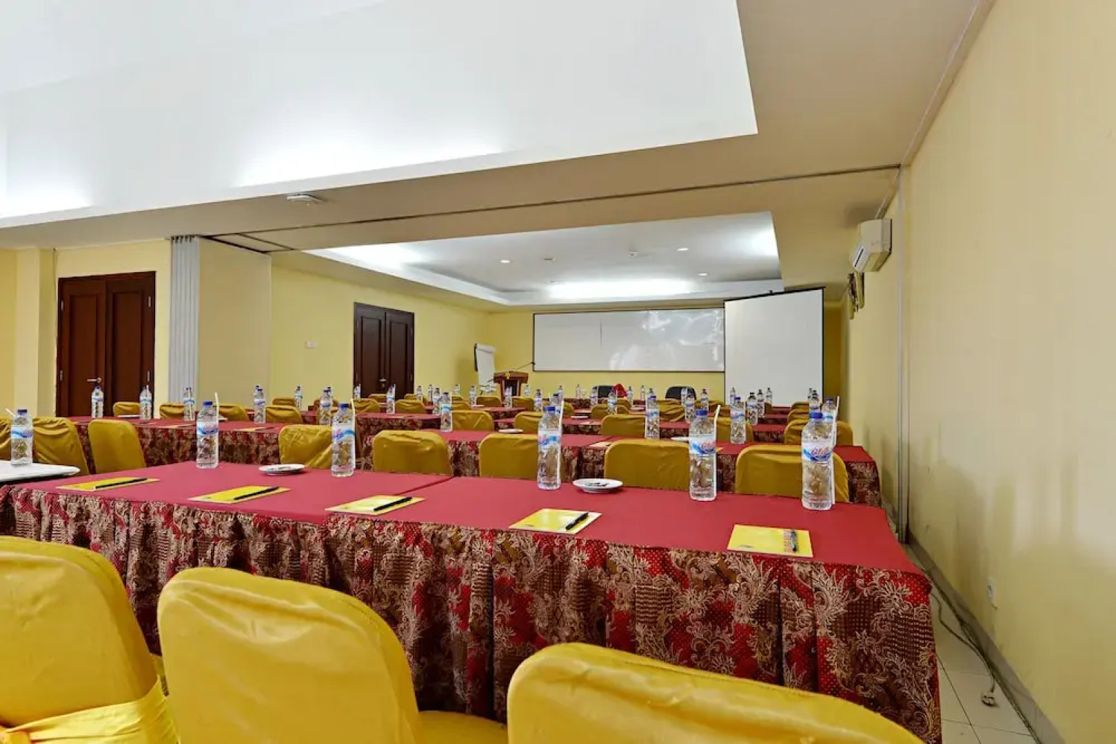 ZEN Rooms Cipayung KM 71