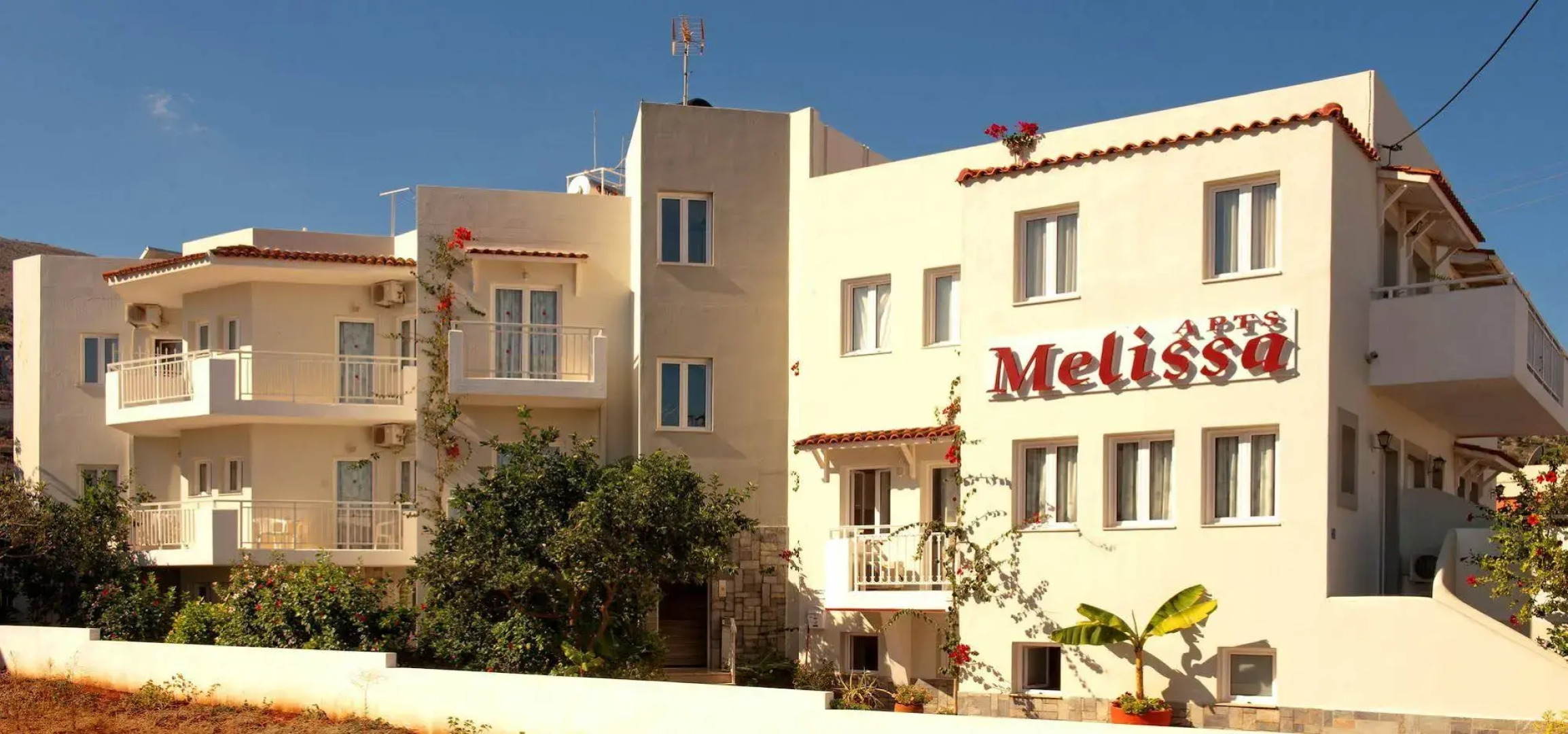 Melissa Apartments, Studios & Suites
