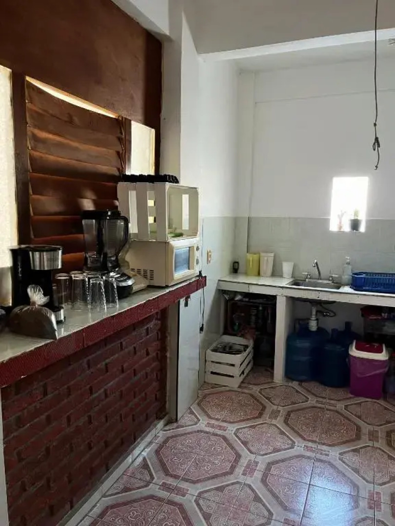 HomeStay Pochutla- Double Bed With Shared Bathroom in Private Home. Excellent Location, Wifi