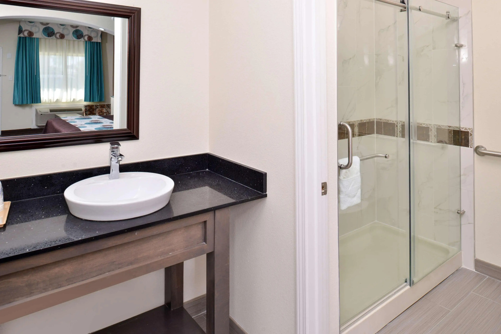 Americas Best Value Inn & Suites Houston at Hwy 6 & Westpark