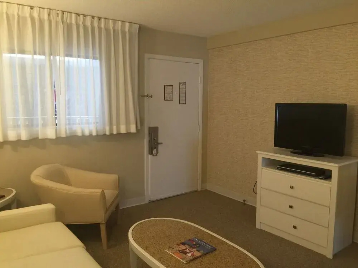 Brighton Suites Hotel