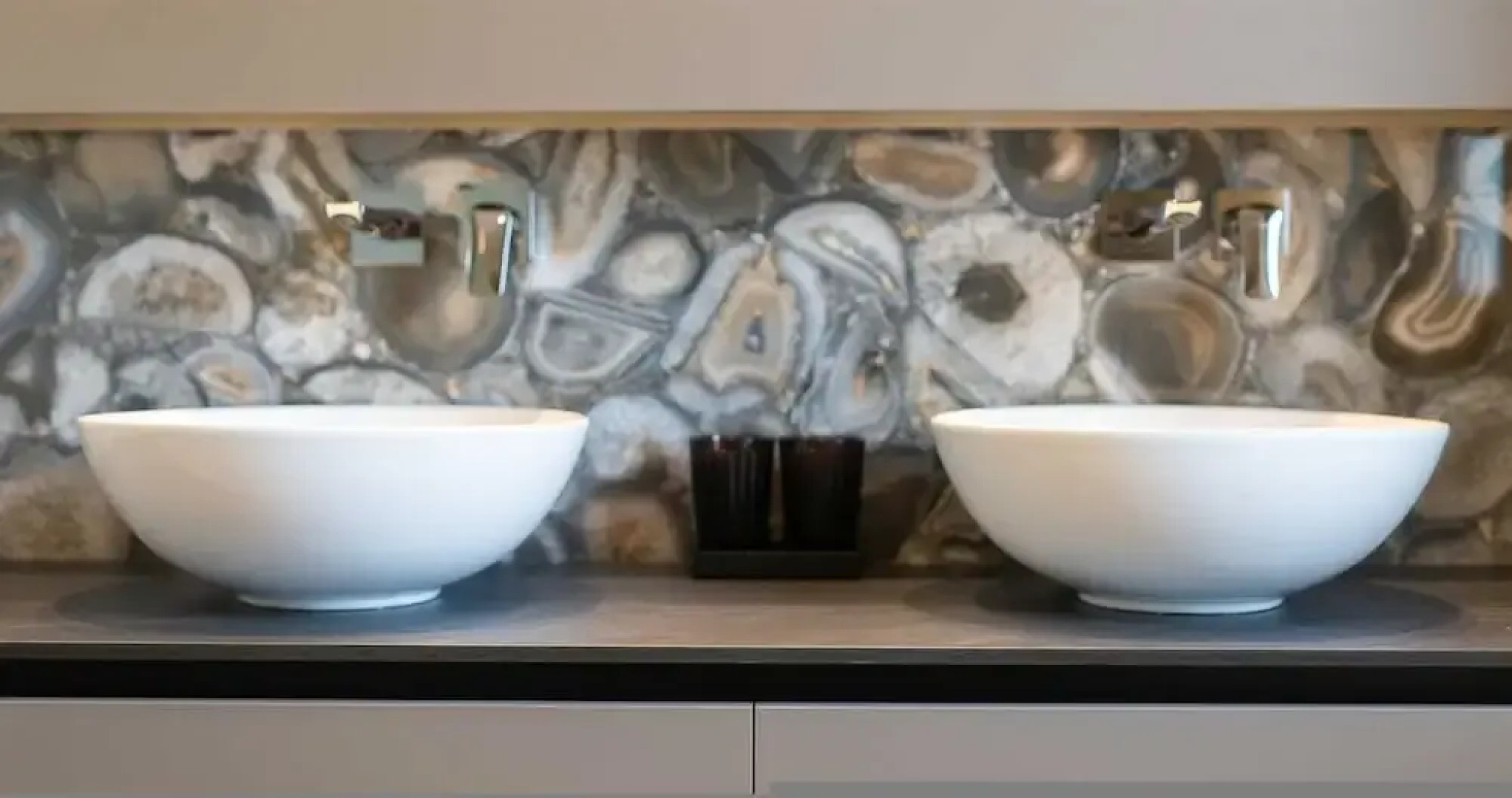 Villa Lord With Heated Pool Jacuzzi and Sauna