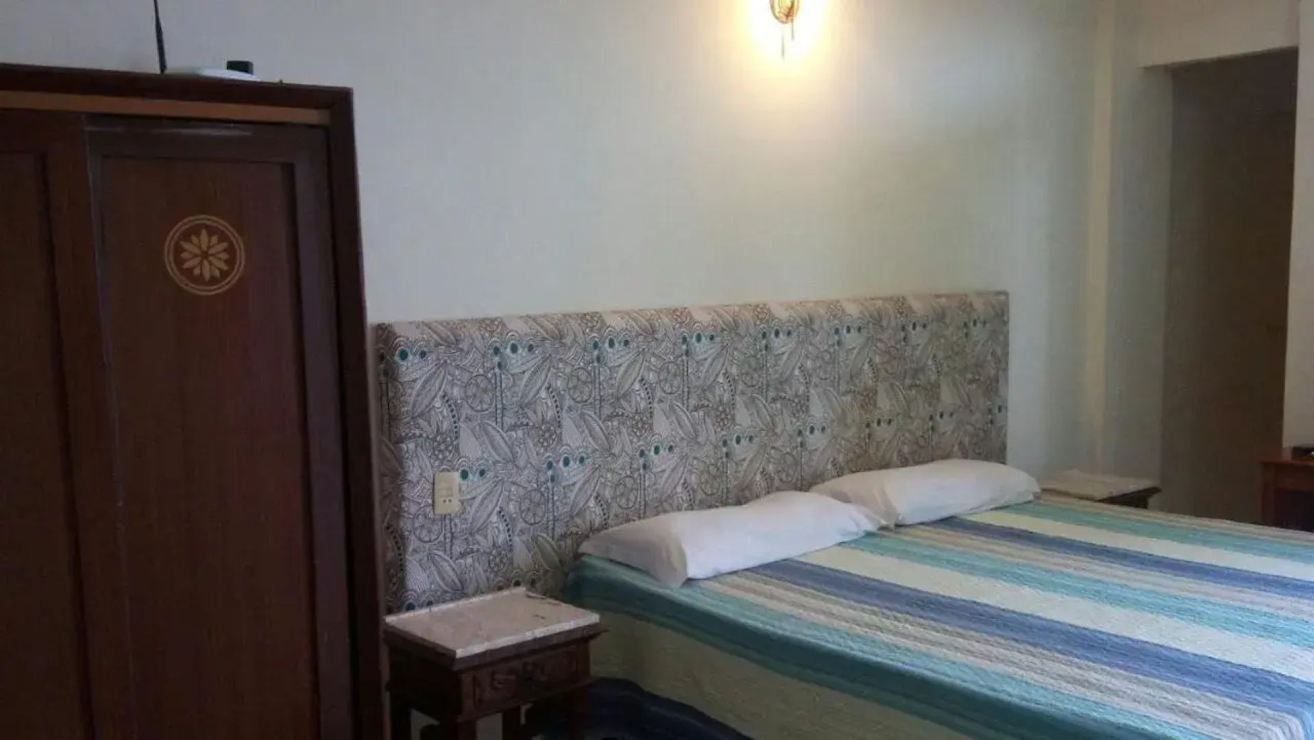 Solar do Carmo Suites & Apartments