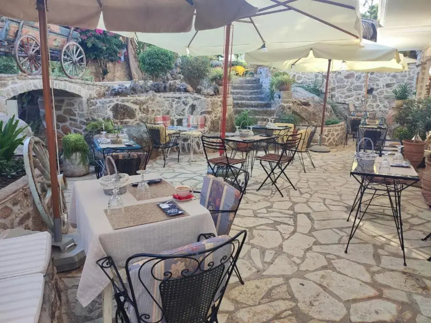 Archontiko Art Hotel