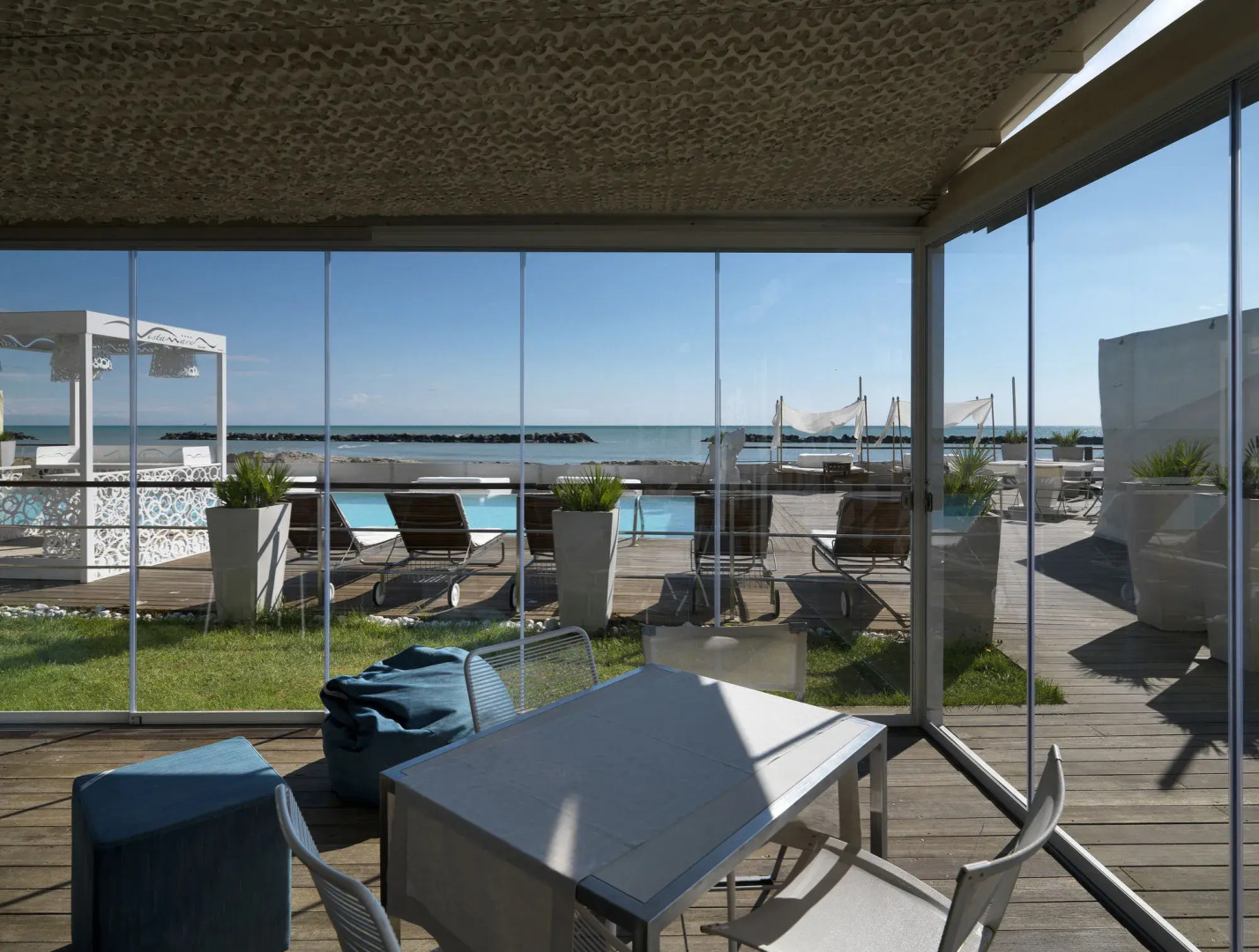 Vistamare Suite Hotel