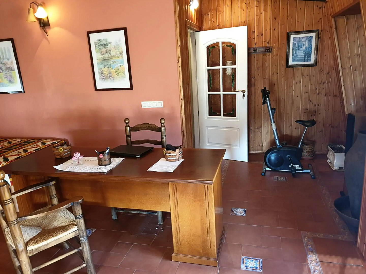 Amplia y luminosa buhardilla & total independencia