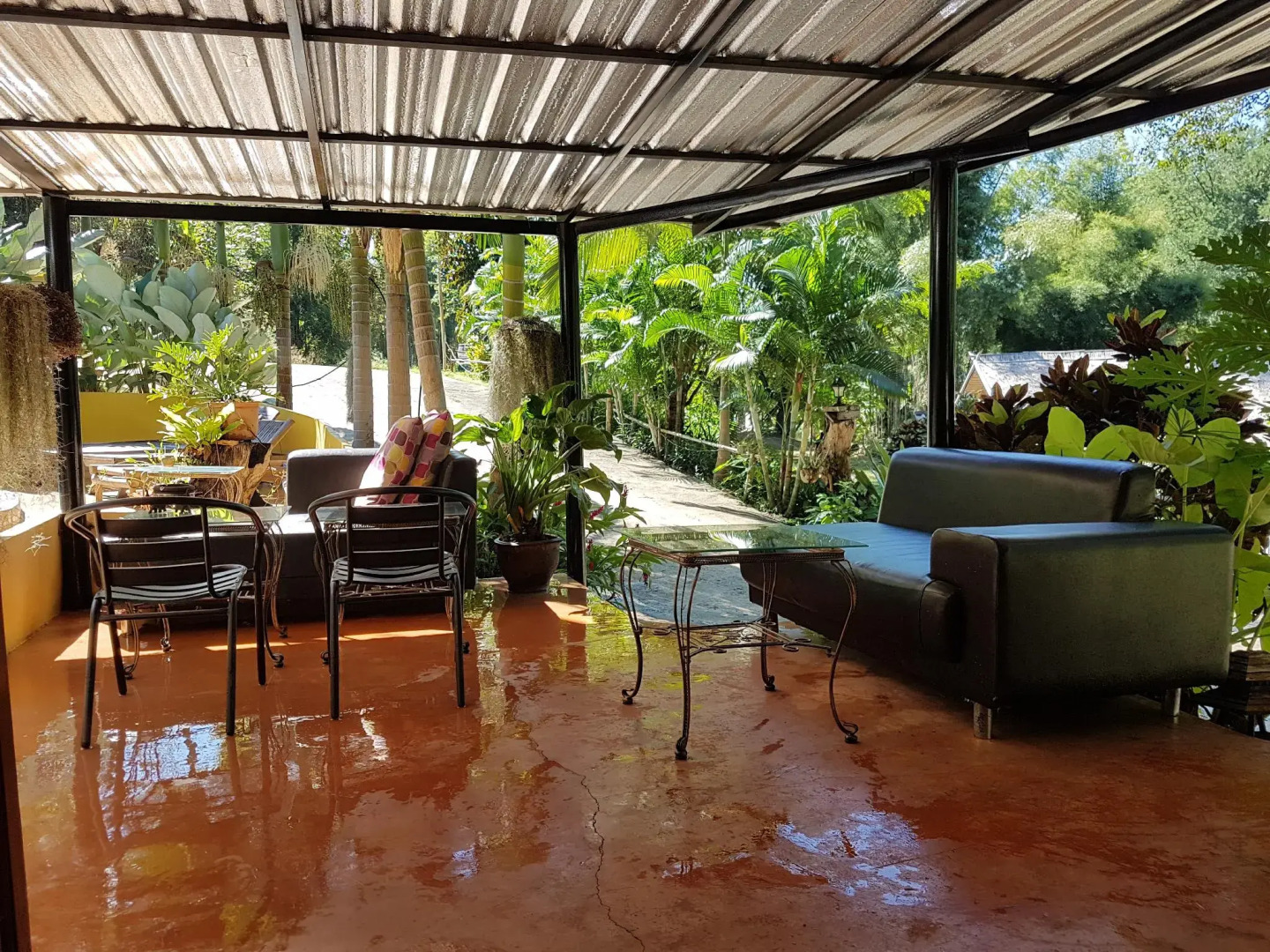 Chang Pai Hill - Adults Only