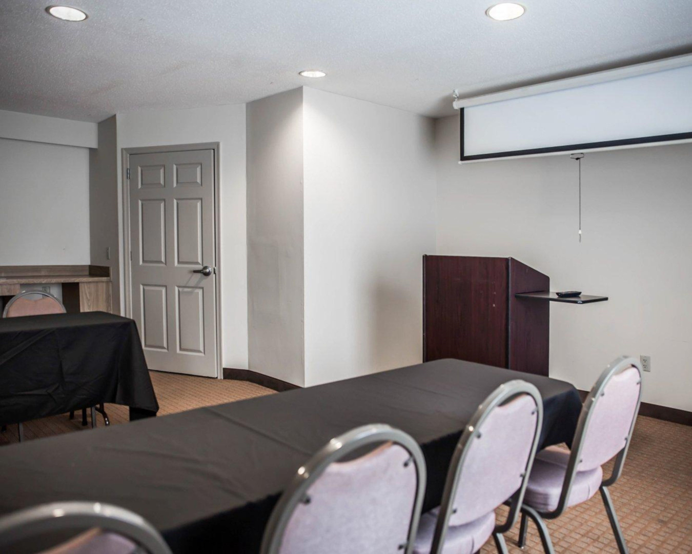 The William Fell Baltimore, Tapestry Collection by Hilton