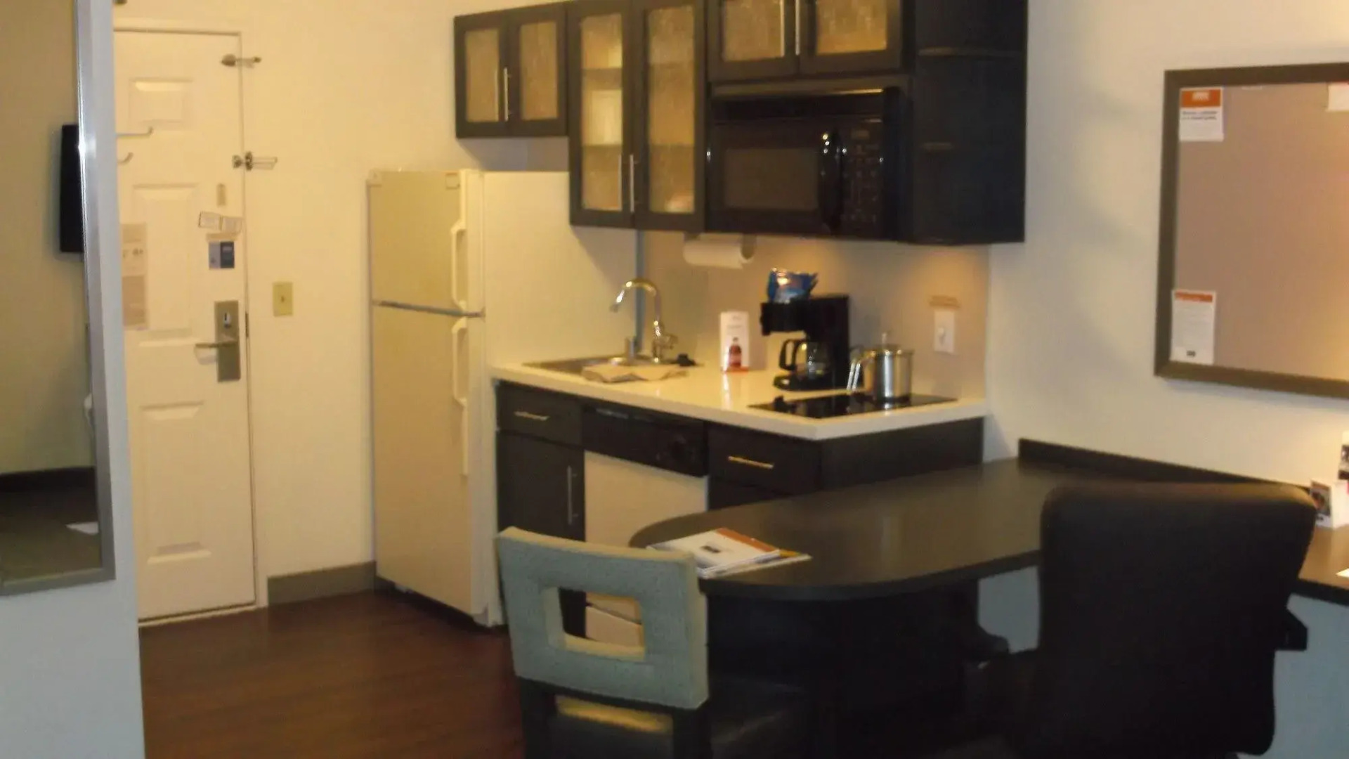 Sonesta Simply Suites Phoenix Tempe