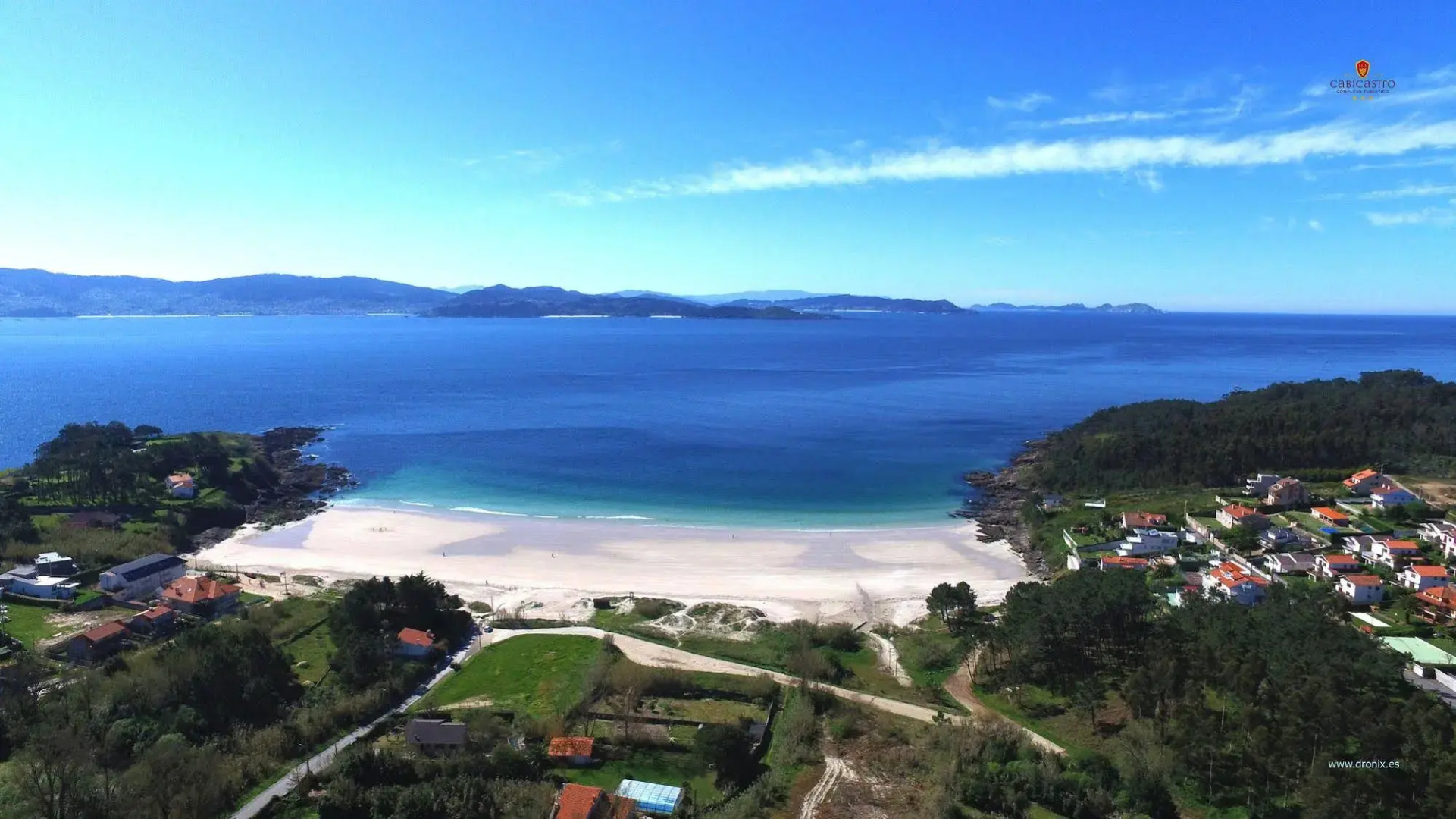 ApartHotel Punta Cabicastro