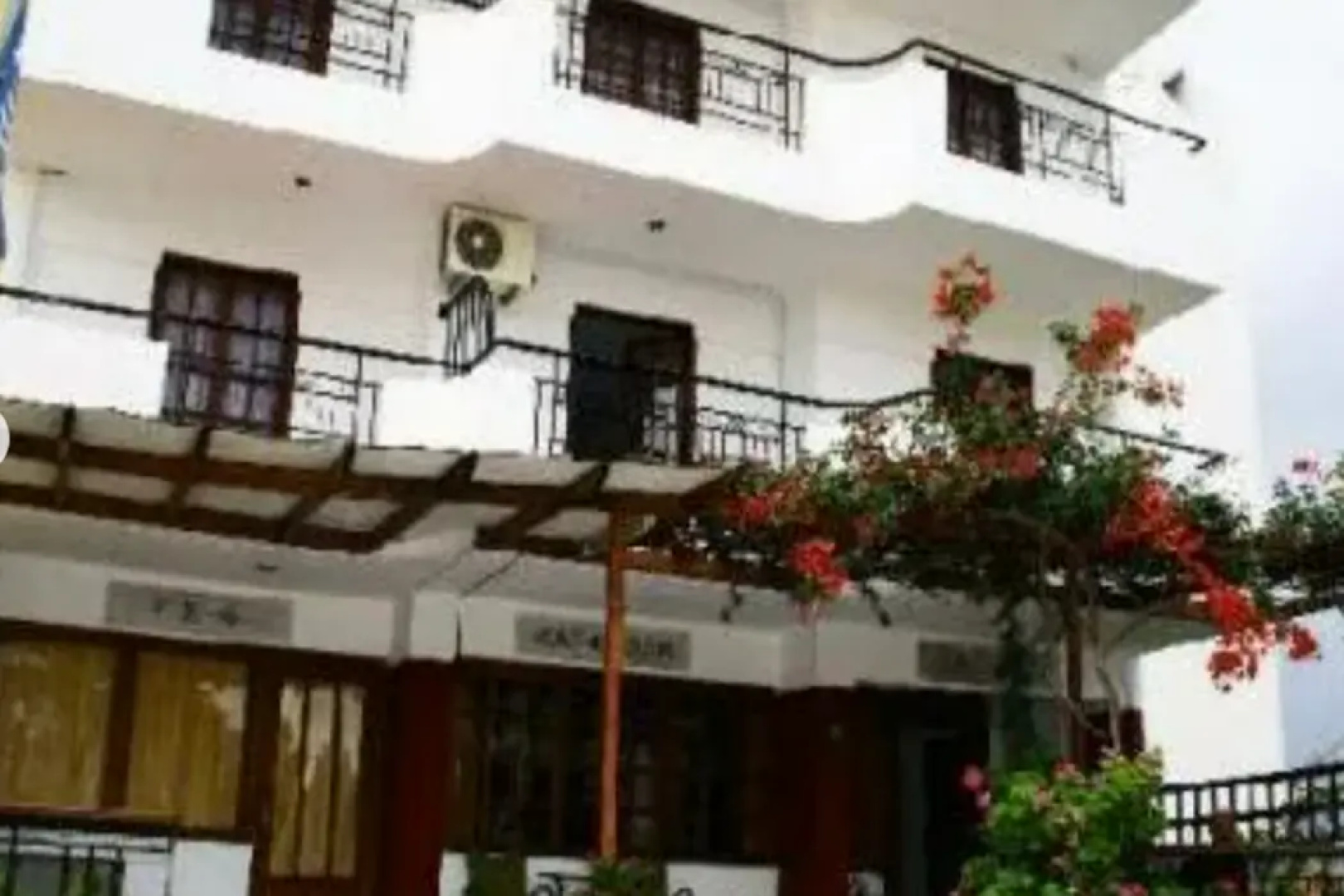 Artemis Hotel Apartments
