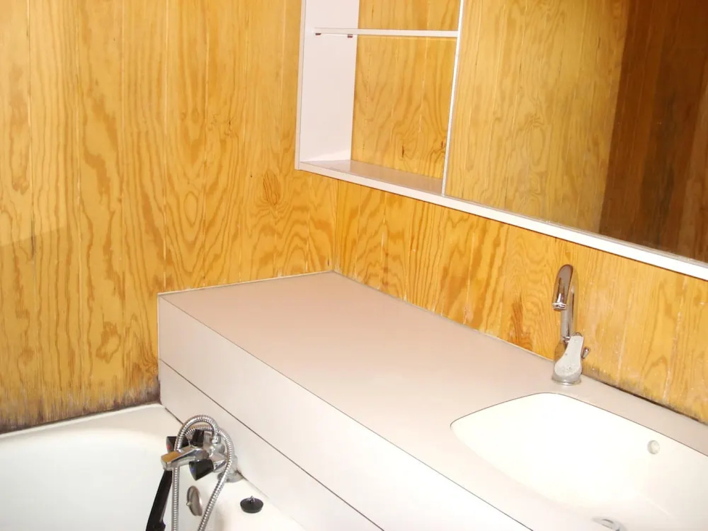 Studio in Montchavin, With Wonderful Mountain View, Furnished Garden a