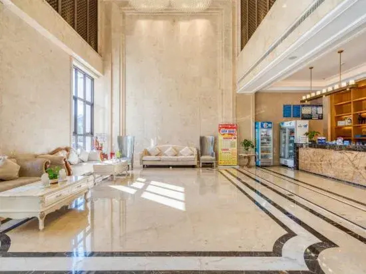 Ford Land Hotel