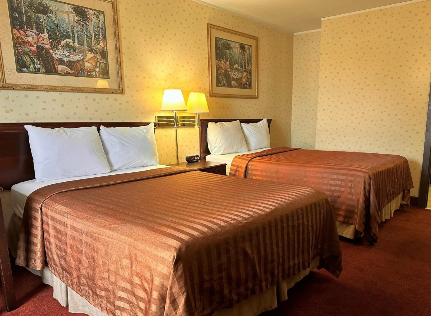 Travelodge by Wyndham Seymour