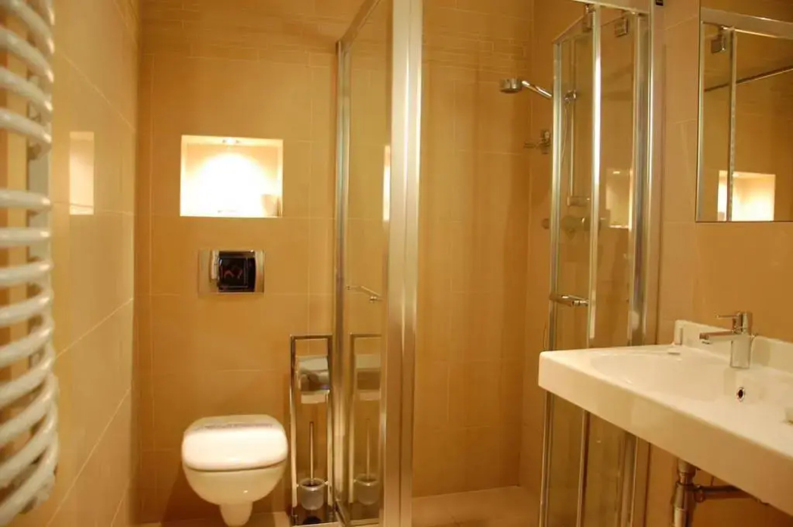 Hotel Safir