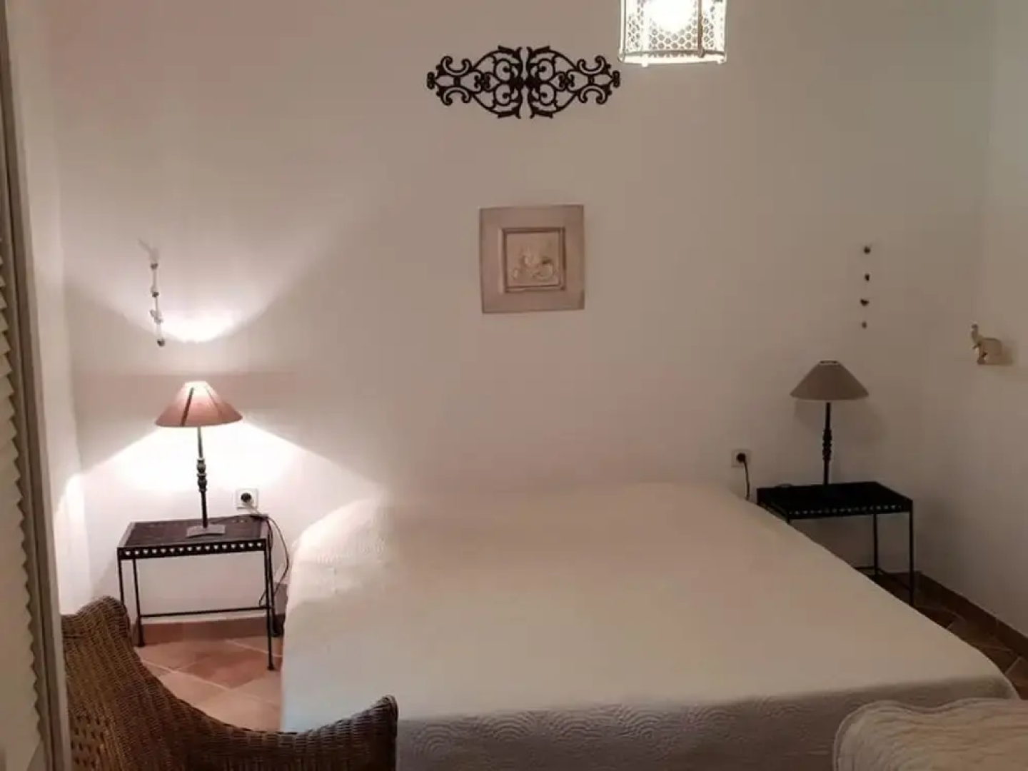 Villa in an Idyllic and Relaxing Setting Near Orange