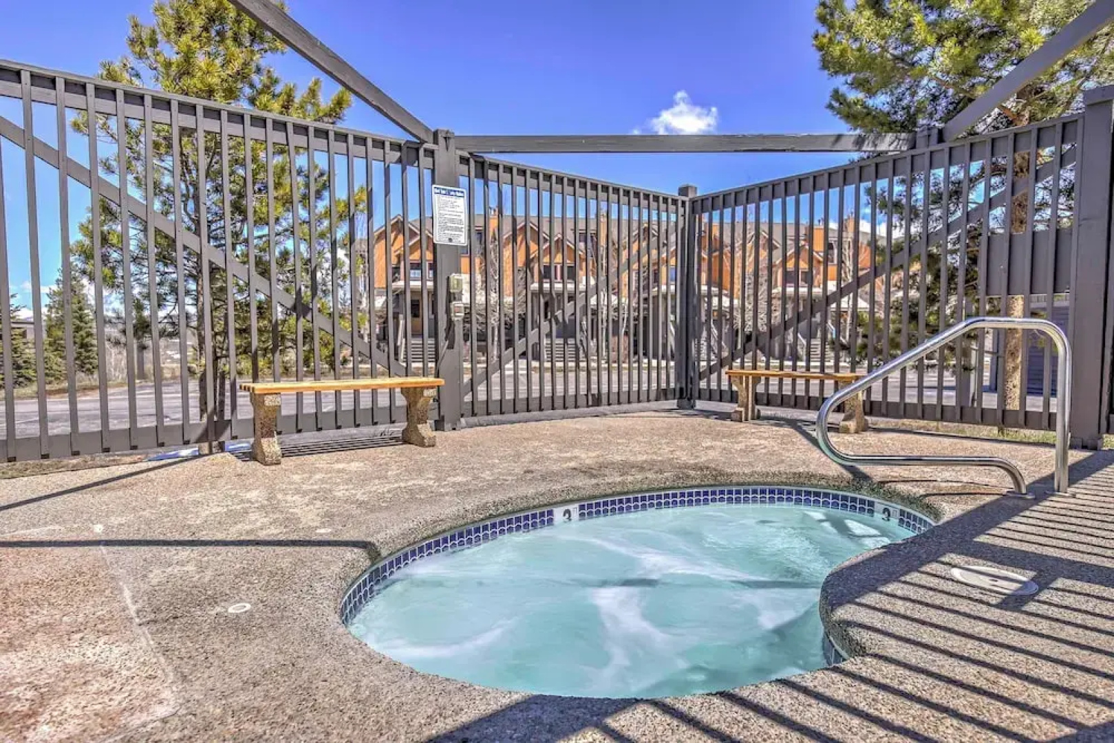 Granby Ranch Escape: Shuttle to the Slopes!
