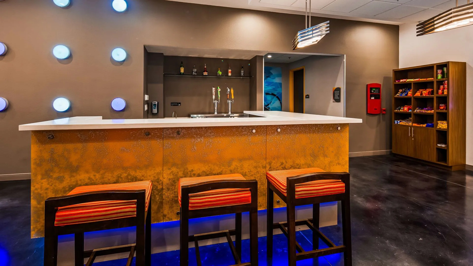 GLō Best Western Dallas South DeSoto