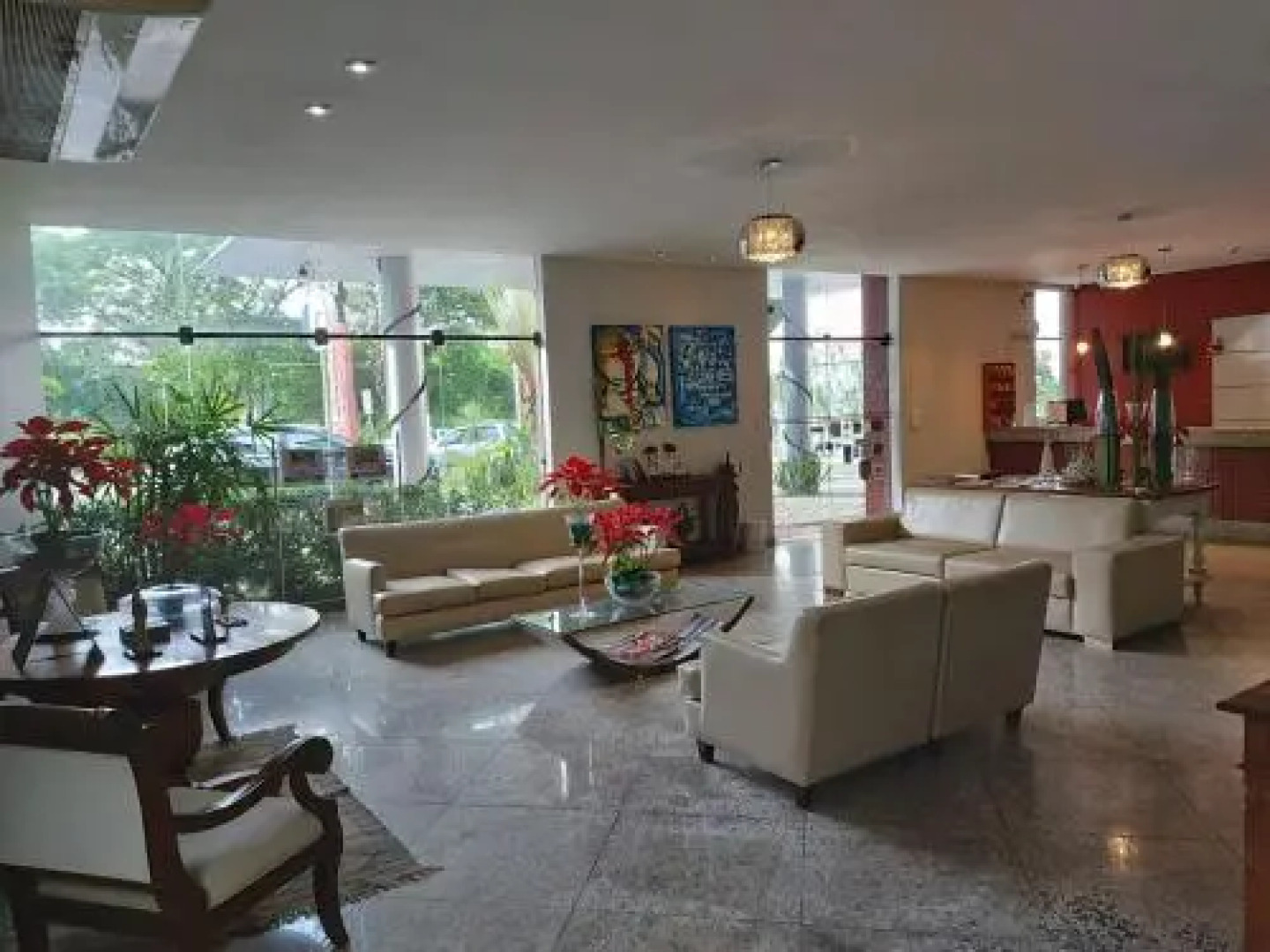 Tarik Fontes Plaza Hotel