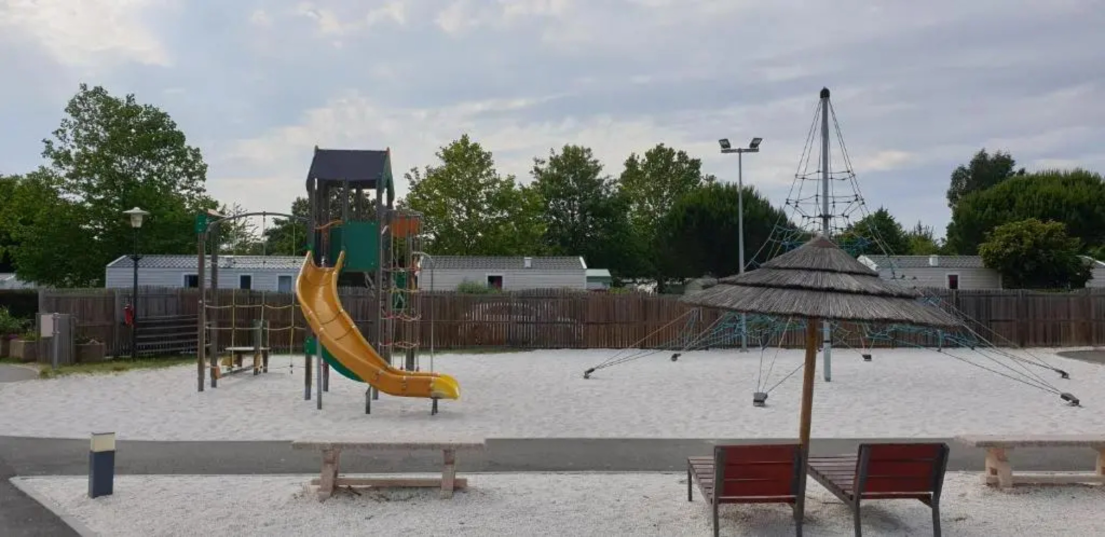 MOBIL HOME 43 dans Camping 4 Etoiles