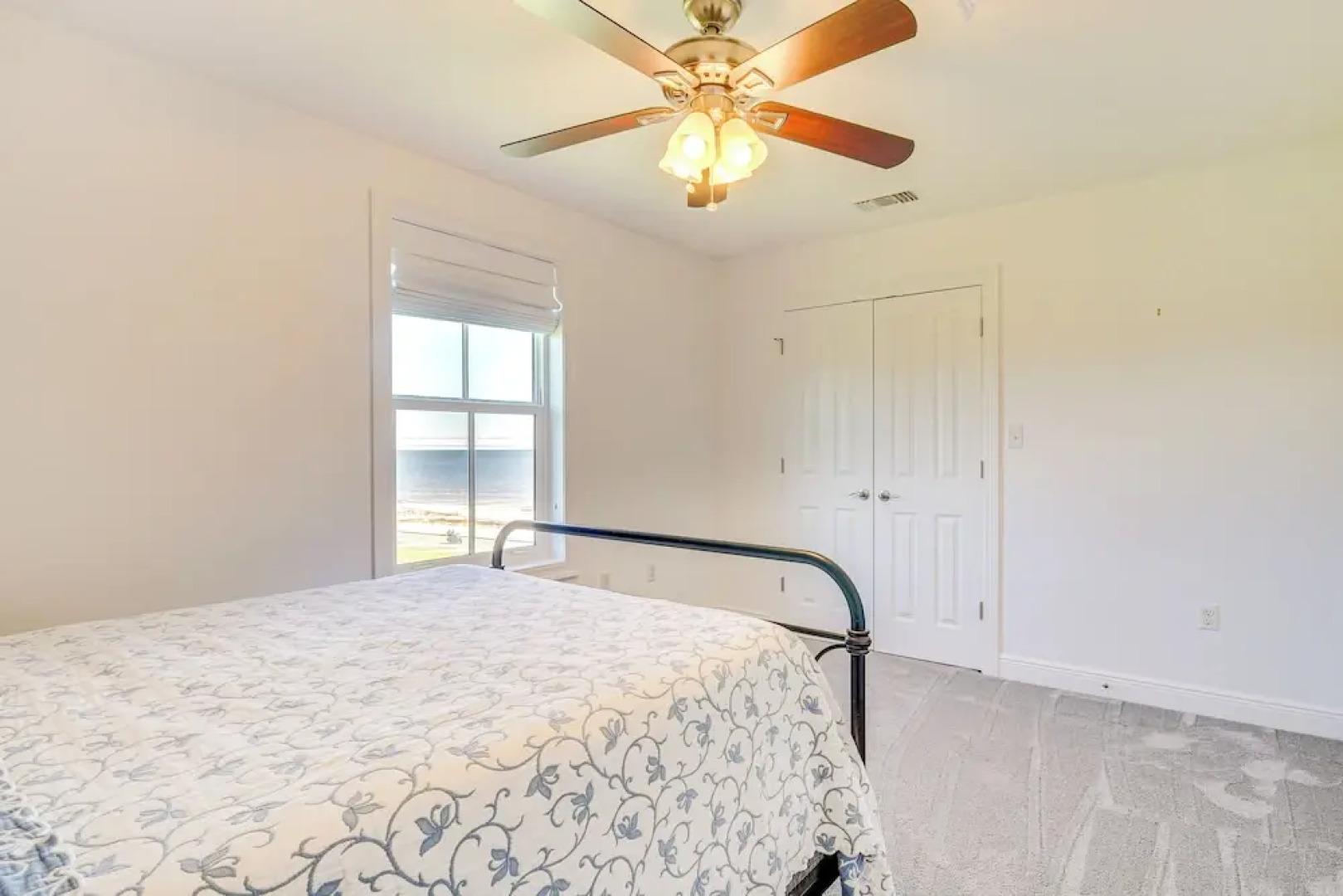 Walk to Beach: Oceanfront Home w/ Outdoor Kitchen