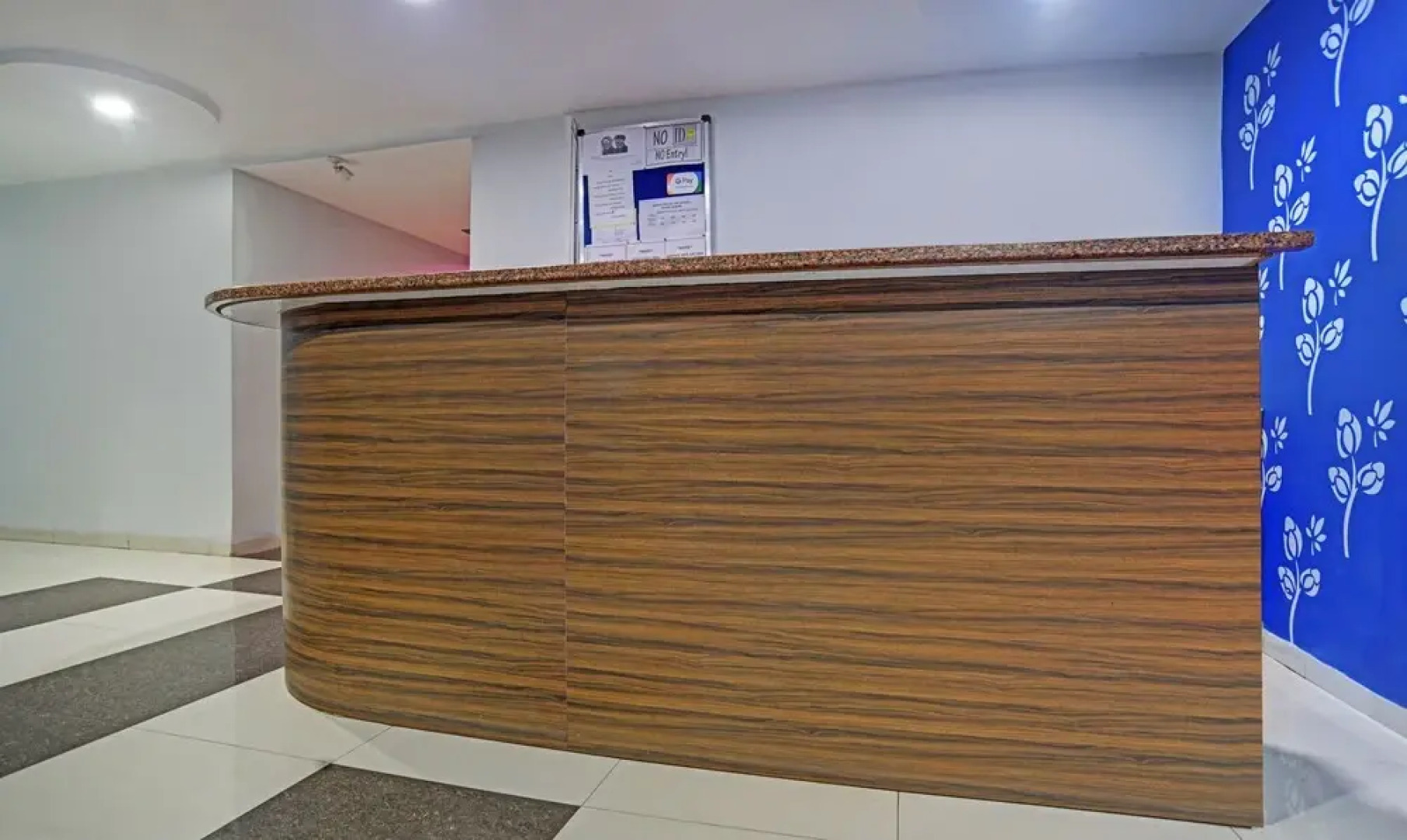 Oyo 9719 Hotel Relax Inn